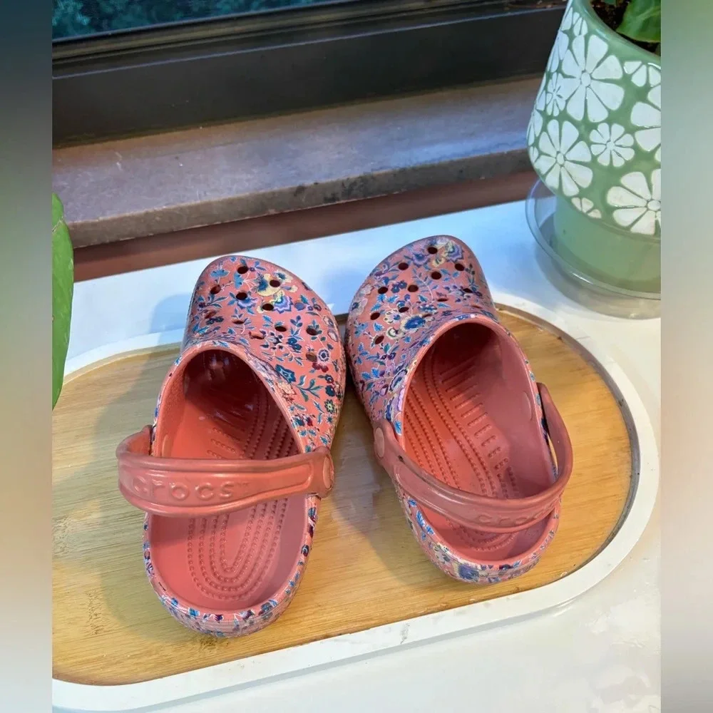 Kid's Liberty London X Crocs Classic Clog Size J1